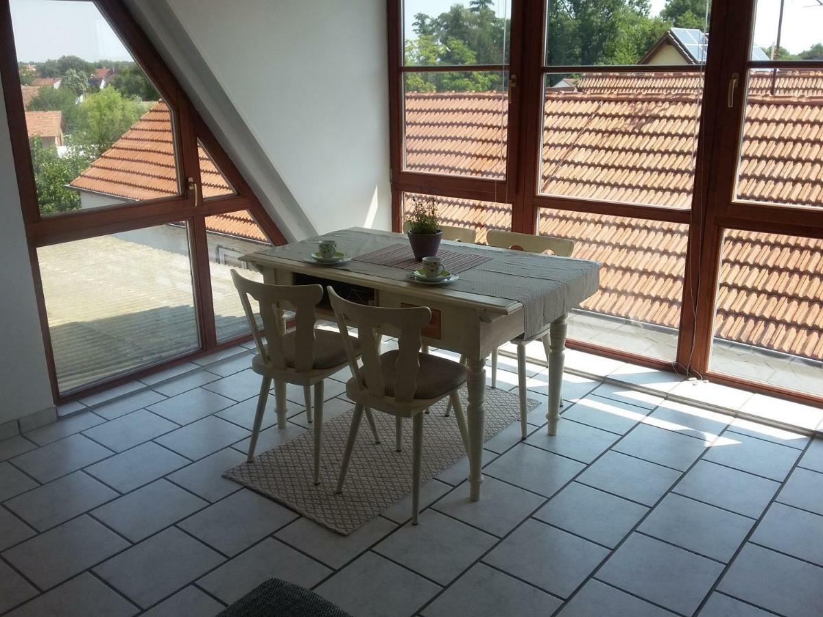 Ferienwohnung Familie Faath Bellheim Экстерьер фото
